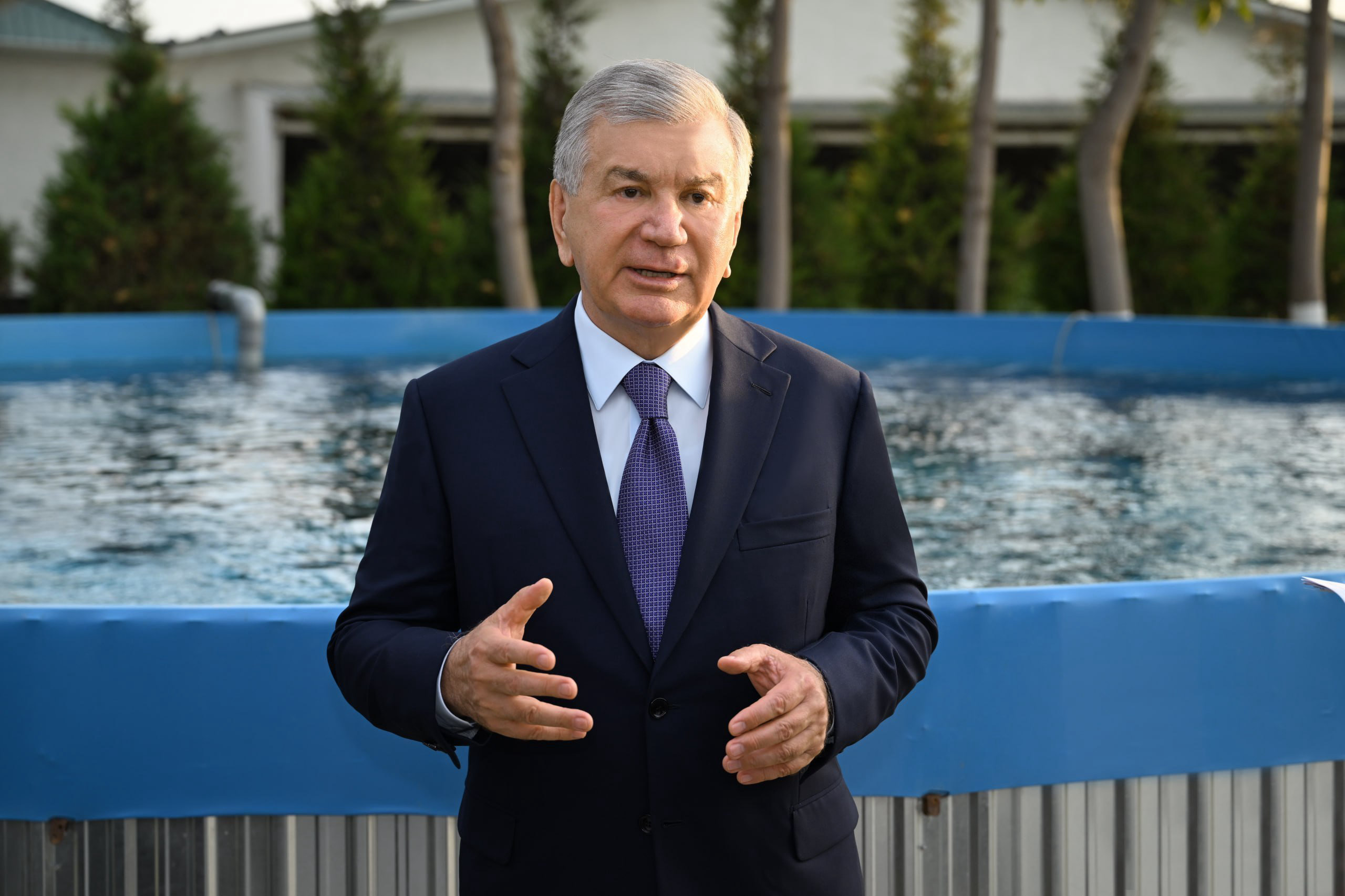 Xushxabar: Prezident Shavkat Mirziyoyev universitetimiz talabasi bilan muloqot qildi